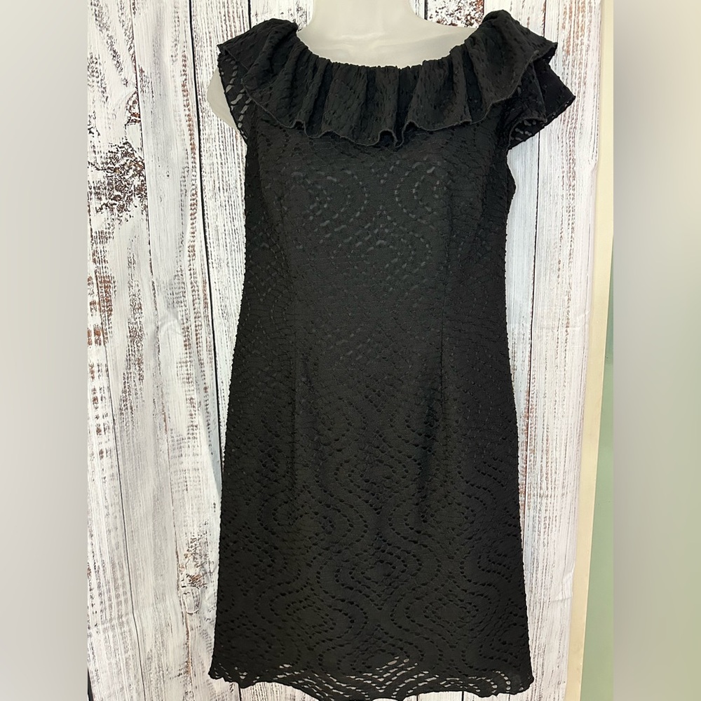 Dress barn size 6 business casual dress.